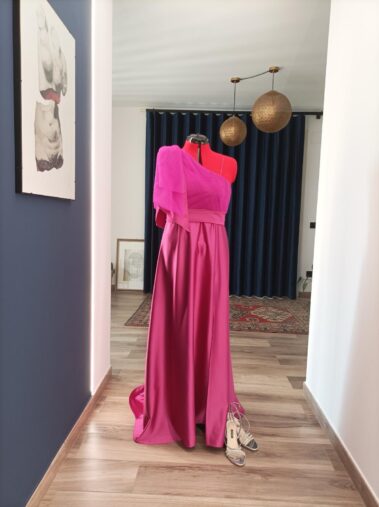 Abito Fucsia Monospalla